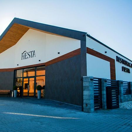 Hotel Sjesta ノバ・スル エクステリア 写真