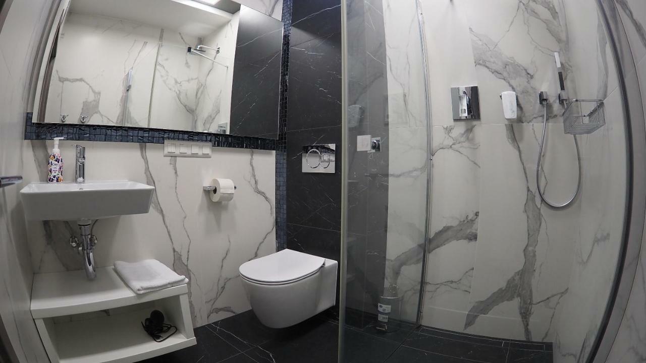 Hotel Sjesta ノバ・スル エクステリア 写真